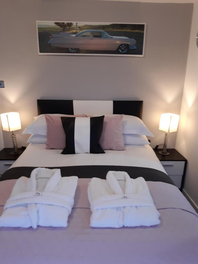Cadillac Kustomz Hotel - Breakfast Available Rothesay Zewnętrze zdjęcie