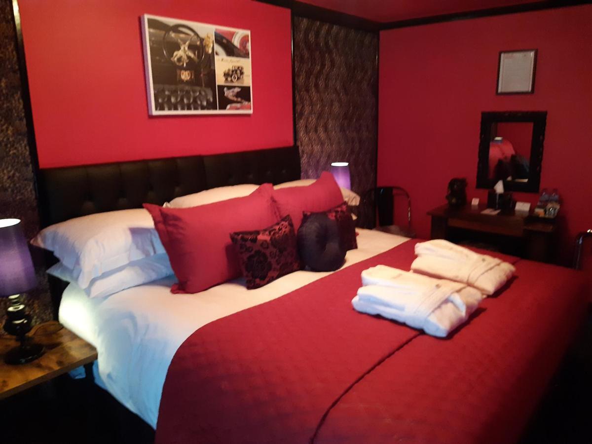 Cadillac Kustomz Hotel - Breakfast Available Rothesay Zewnętrze zdjęcie